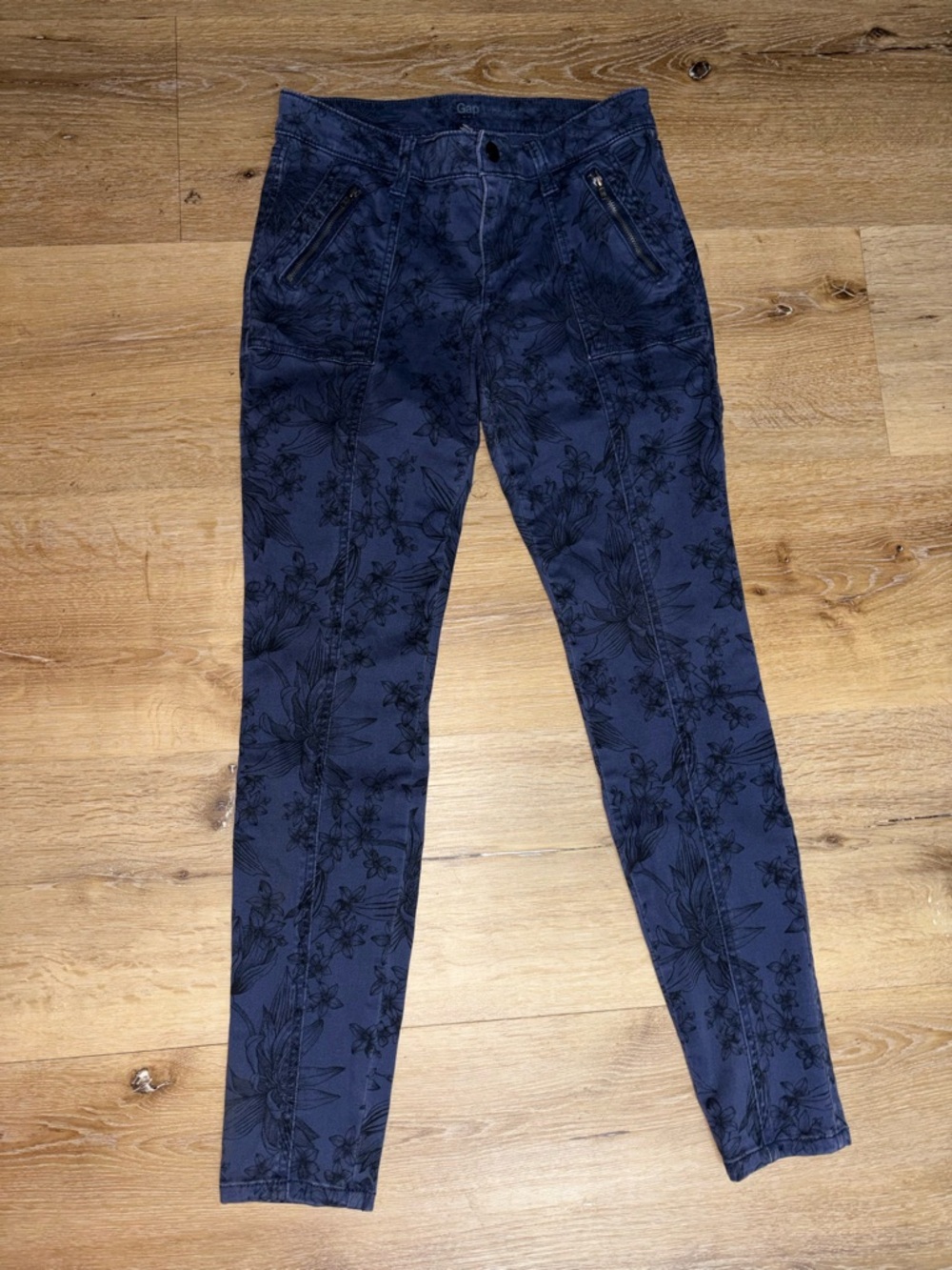 Gap Women’s Dark Blue Floral Print Skinny Legging Jeans Front Zip Pockets Size 2